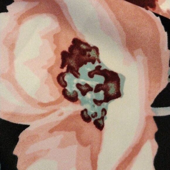 Papaya Ponte Floral Dress - Picture 10 of 11